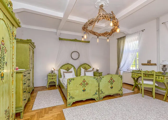 בית נופש Treasure Of The Past - Happy