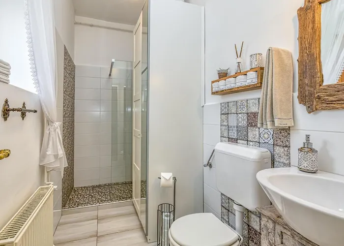 Treasure Of The Past - Happy בית נופש